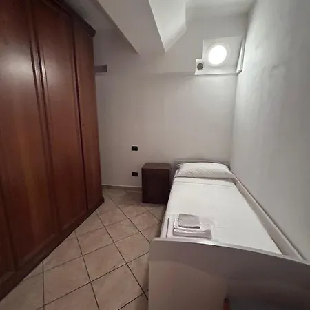 Otto Marzo Appartement Finale Ligure Buitenkant foto
